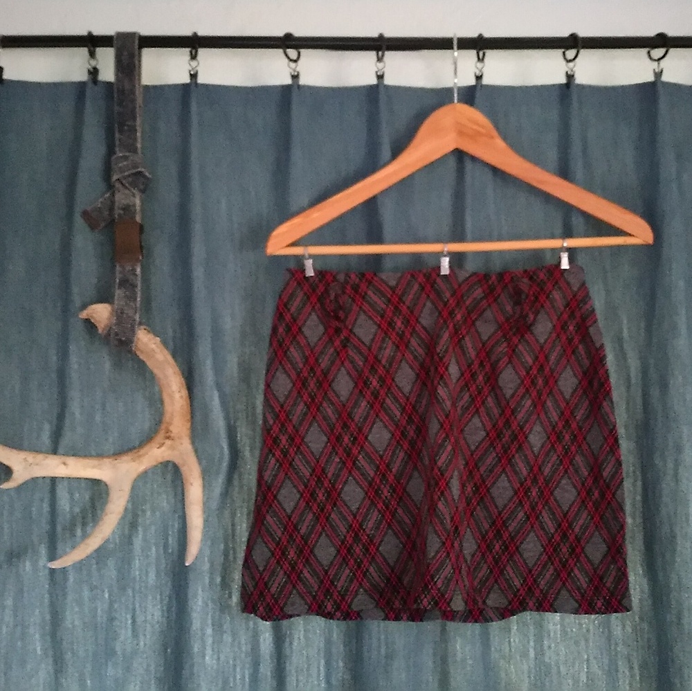Red & Black Plaid Skirt (NWT)
